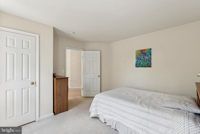 14804 CARTAGENA DR, Gainesville, VA 20155