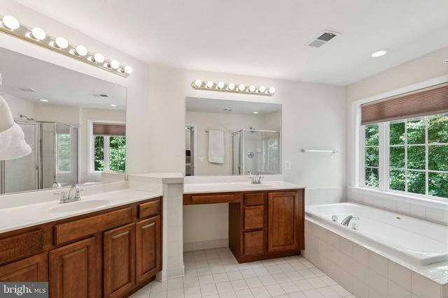 14804 CARTAGENA DR, Gainesville, VA 20155