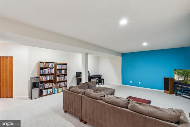 14804 CARTAGENA DR, Gainesville, VA 20155