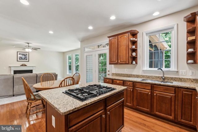 14804 CARTAGENA DR, Gainesville, VA 20155