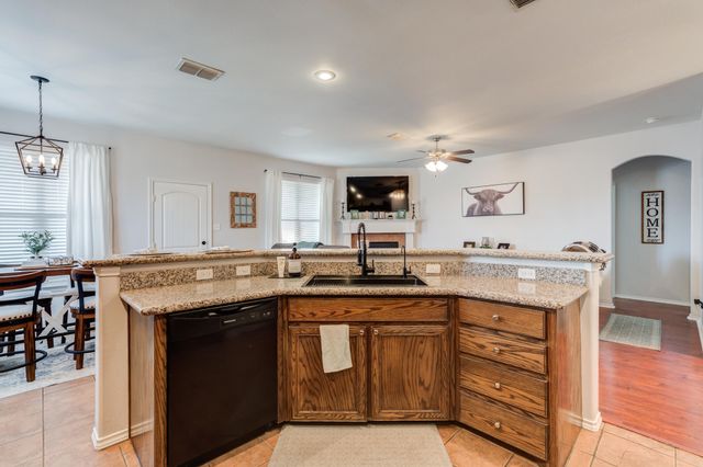 10407 Durham Avenue, Lubbock, TX 79424
