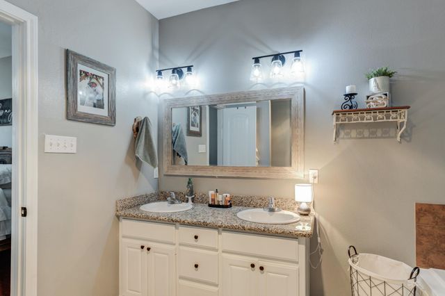 10407 Durham Avenue, Lubbock, TX 79424