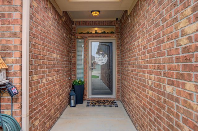 10407 Durham Avenue, Lubbock, TX 79424