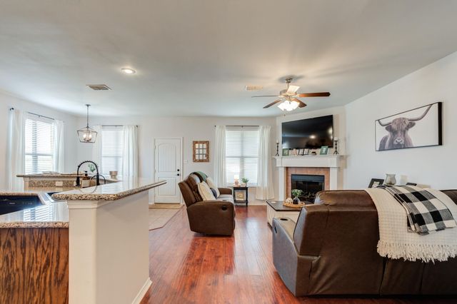 10407 Durham Avenue, Lubbock, TX 79424