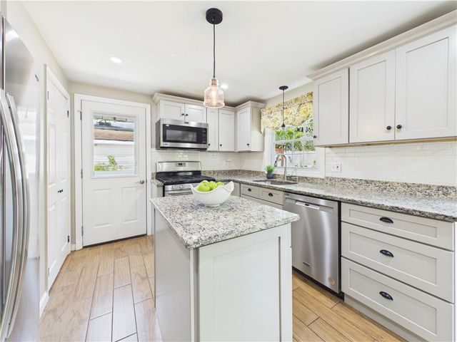 12 Elmonte Drive, Coventry, RI 02816