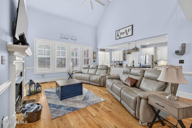 201 King Arthur Drive, Wilmington, NC 28403