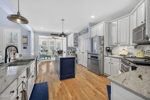 201 King Arthur Drive, Wilmington, NC 28403