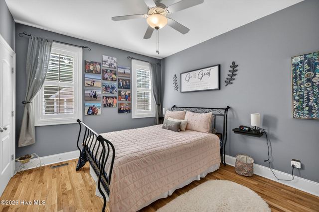 201 King Arthur Drive, Wilmington, NC 28403