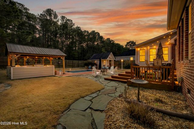 201 King Arthur Drive, Wilmington, NC 28403