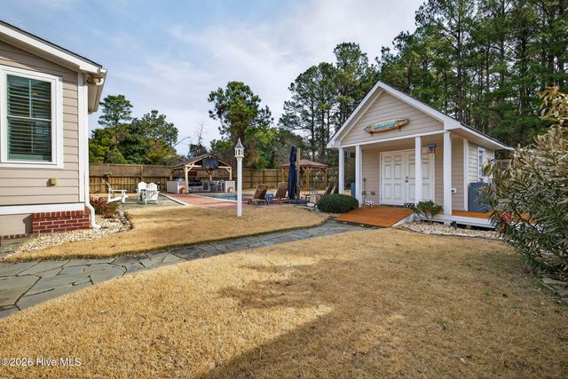 201 King Arthur Drive, Wilmington, NC 28403