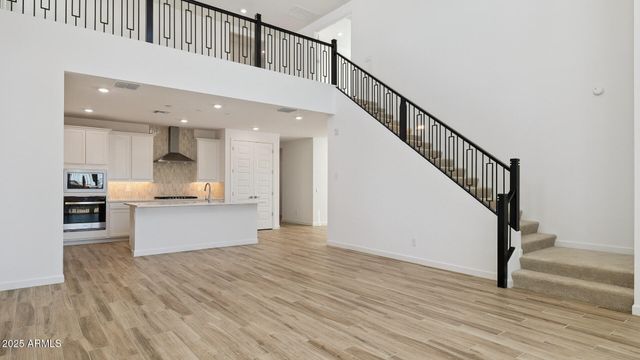 6946 W BUCKHORN Trail, Peoria, AZ 85383