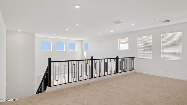 6946 W BUCKHORN Trail, Peoria, AZ 85383