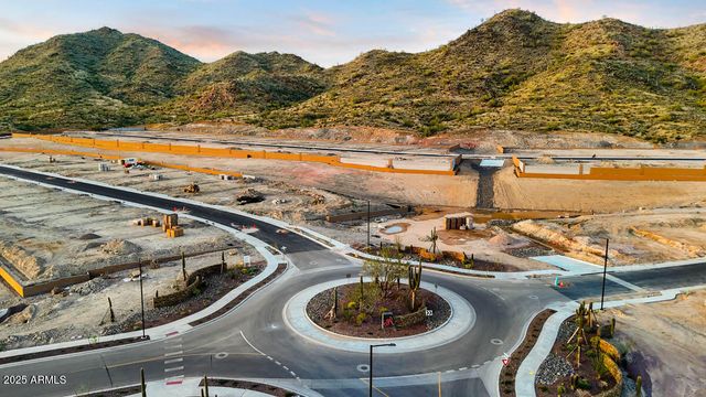 6946 W BUCKHORN Trail, Peoria, AZ 85383