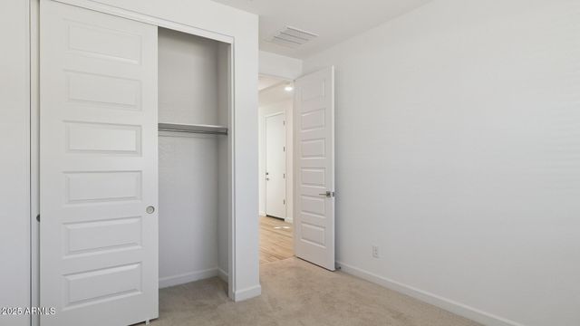 6946 W BUCKHORN Trail, Peoria, AZ 85383