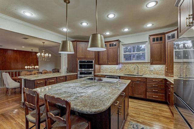45 Doe Run Drive, The Woodlands, TX 77380