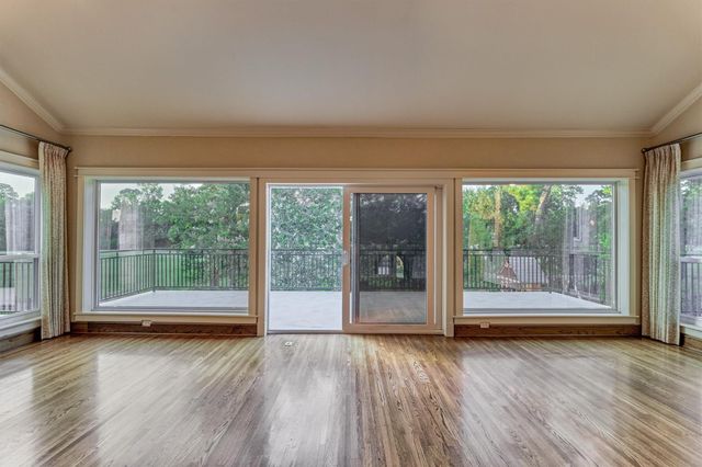 45 Doe Run Drive, The Woodlands, TX 77380