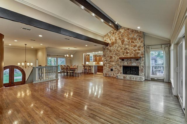 45 Doe Run Drive, The Woodlands, TX 77380