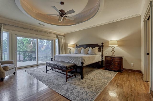 45 Doe Run Drive, The Woodlands, TX 77380