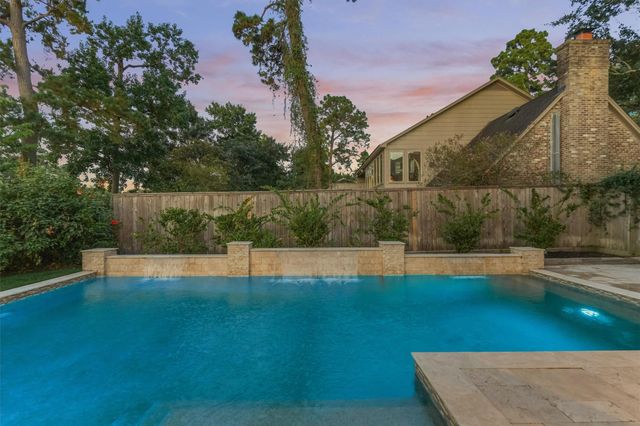 45 Doe Run Drive, The Woodlands, TX 77380