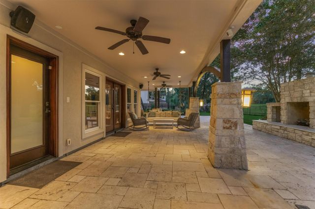 45 Doe Run Drive, The Woodlands, TX 77380