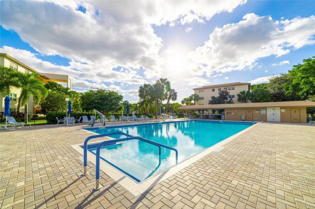 1902 Bermuda Circle, Coconut Creek, FL 33066