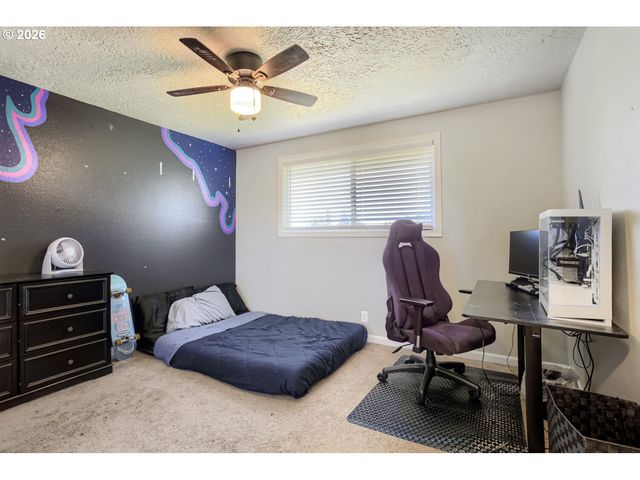 10715 Nw 23RD Ave, Vancouver, WA 98685