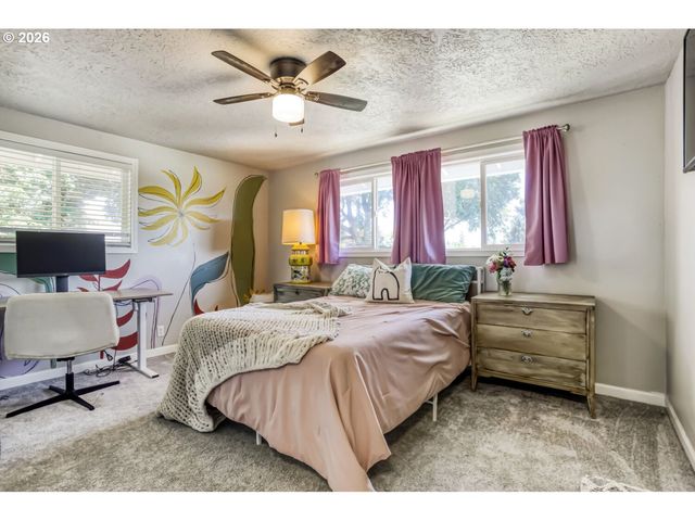 10715 Nw 23RD Ave, Vancouver, WA 98685