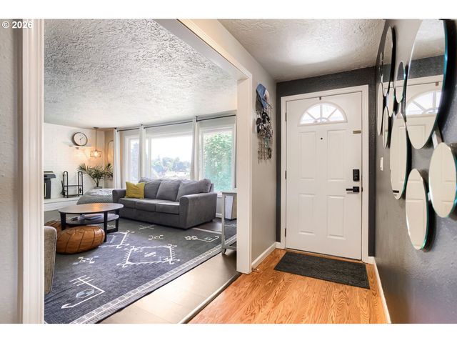 10715 Nw 23RD Ave, Vancouver, WA 98685