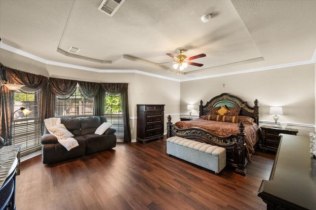 628 Hammond Drive, Mansfield, TX 76063