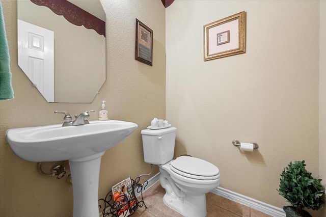 628 Hammond Drive, Mansfield, TX 76063