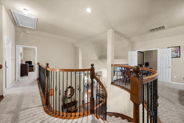 628 Hammond Drive, Mansfield, TX 76063