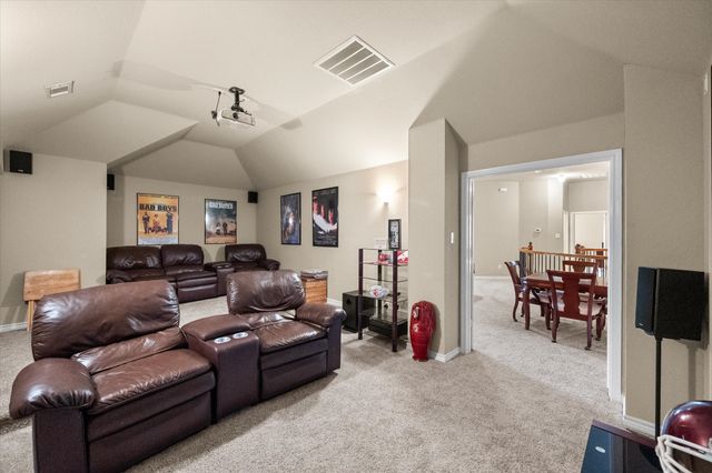 628 Hammond Drive, Mansfield, TX 76063