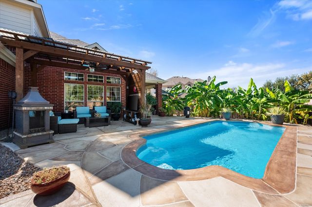 628 Hammond Drive, Mansfield, TX 76063