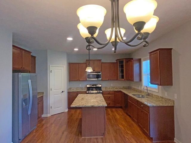 7347 Mackenzie Avenue NE, Elk River, MN 55330