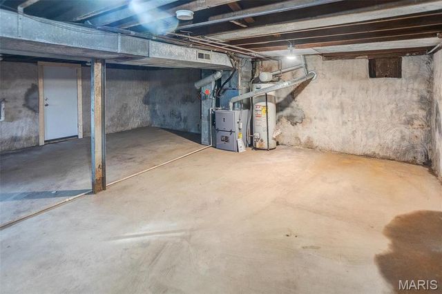 134 N 82nd St, Belleville, IL 62223