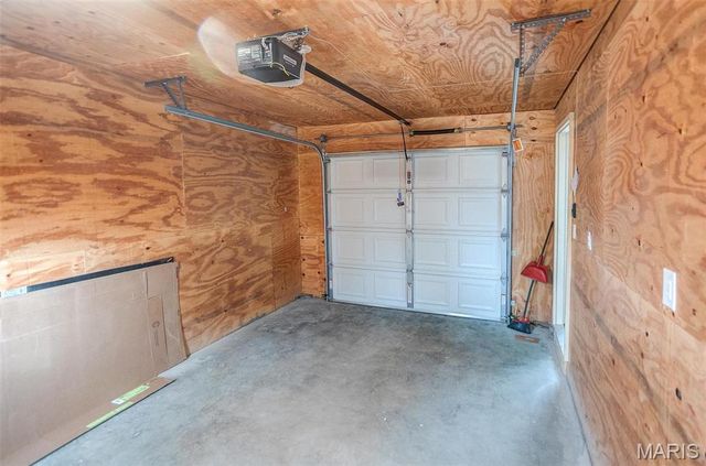 134 N 82nd St, Belleville, IL 62223