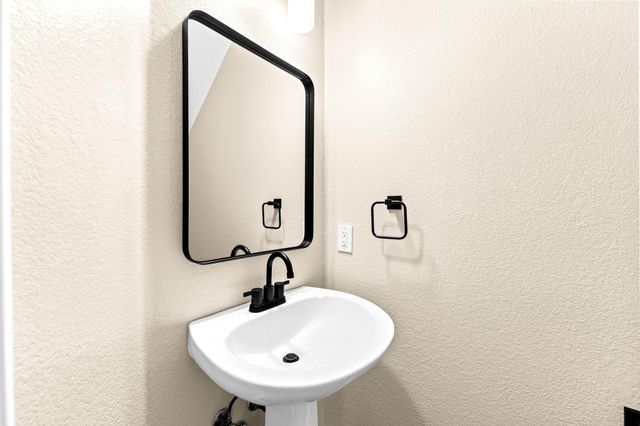 4711 Lake Champlain LN 164, Austin, TX 78754