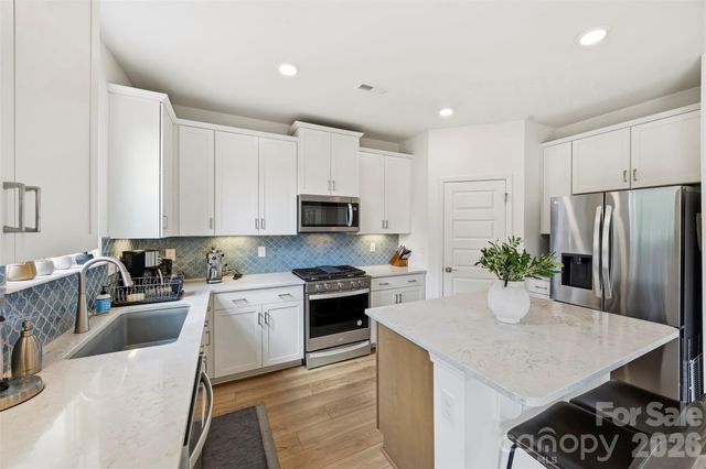 152 Lancashire Court, Denver, NC 28037
