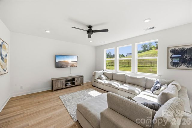 152 Lancashire Court, Denver, NC 28037