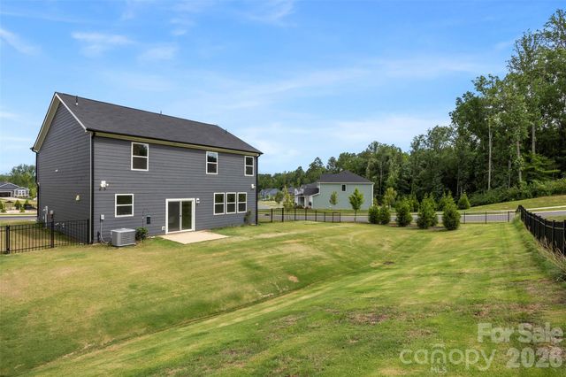 152 Lancashire Court, Denver, NC 28037