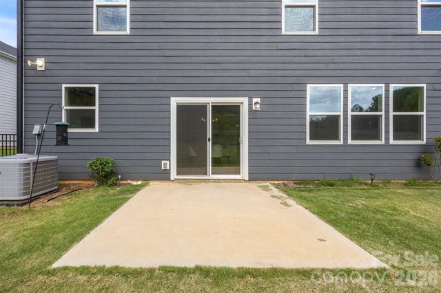 152 Lancashire Court, Denver, NC 28037