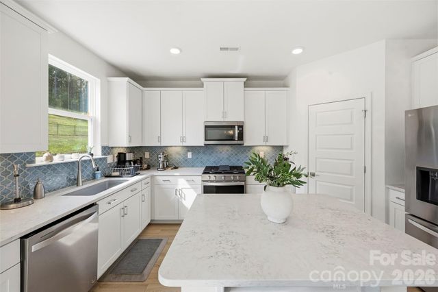 152 Lancashire Court, Denver, NC 28037
