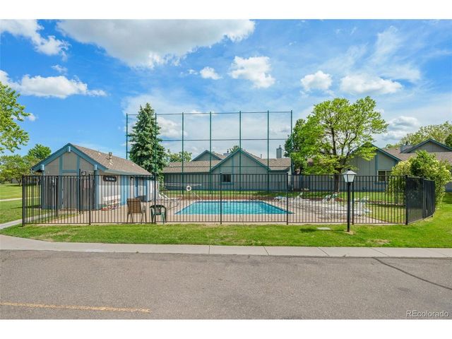 2408 S Victor St A, Aurora, CO 80014