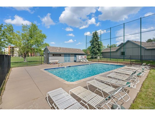 2408 S Victor St A, Aurora, CO 80014