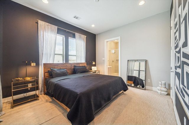 614 Thornton Road D, Houston, TX 77018