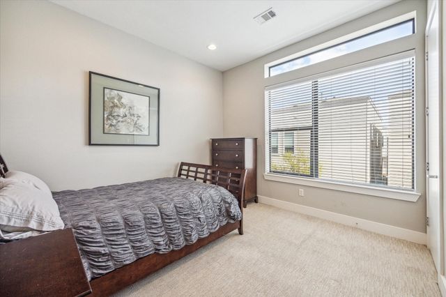 614 Thornton Road D, Houston, TX 77018