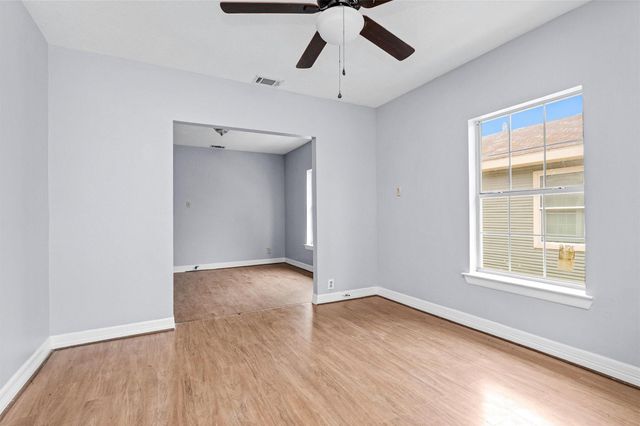 4522 Canal Street, Houston, TX 77011