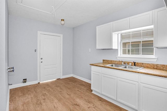 4522 Canal Street, Houston, TX 77011
