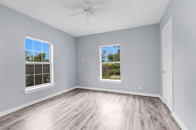 4522 Canal Street, Houston, TX 77011