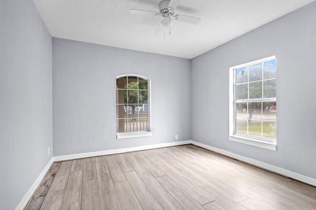 4522 Canal Street, Houston, TX 77011